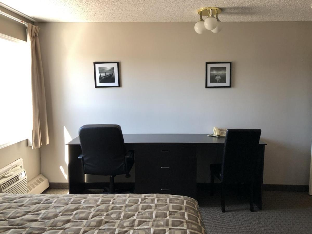 Arbour Ridge Inn & Suites Kindersley 외부 사진