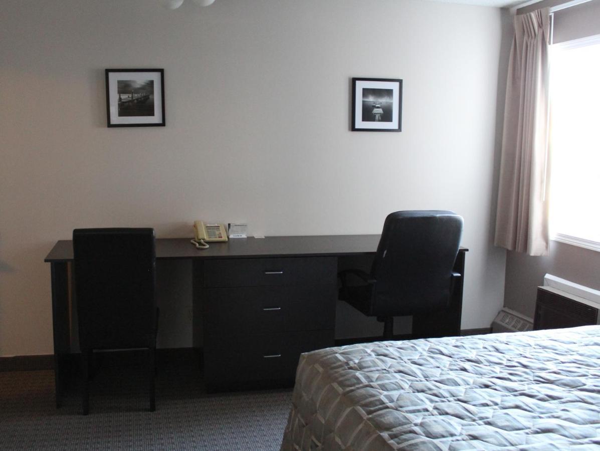 Arbour Ridge Inn & Suites Kindersley 외부 사진