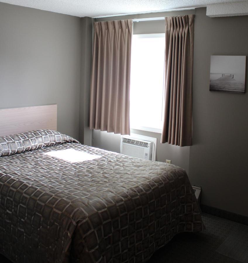 Arbour Ridge Inn & Suites Kindersley 외부 사진
