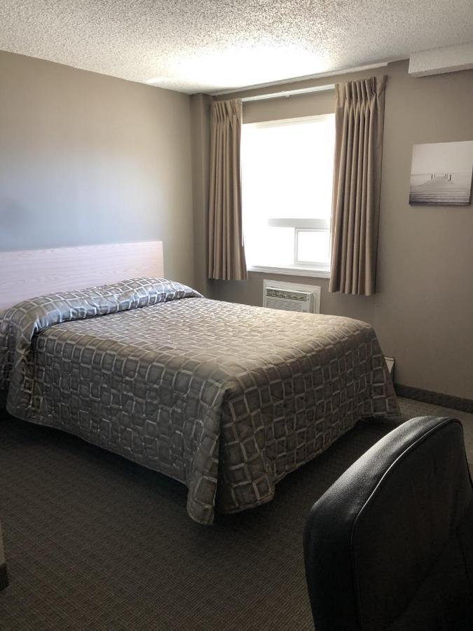 Arbour Ridge Inn & Suites Kindersley 외부 사진